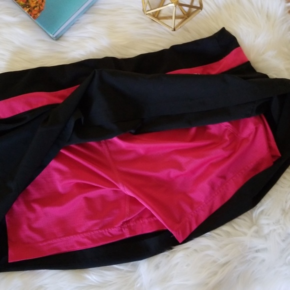 Adidas skort - Picture 6 of 8